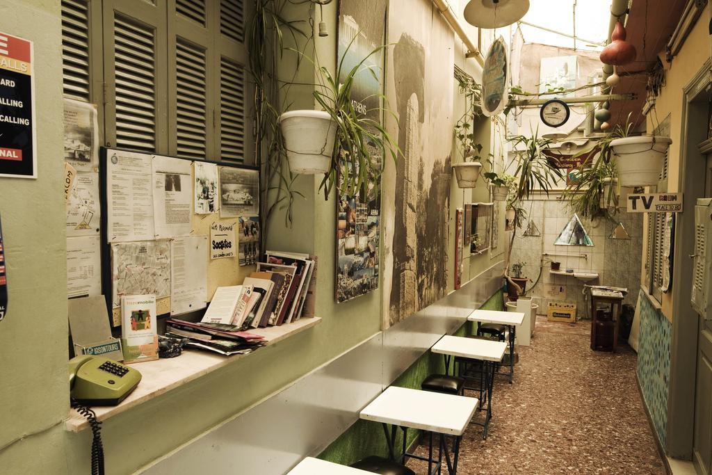 Pagration Youth Hostel Atenas Exterior foto