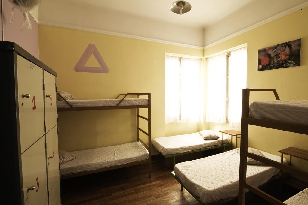 Pagration Youth Hostel Atenas Exterior foto