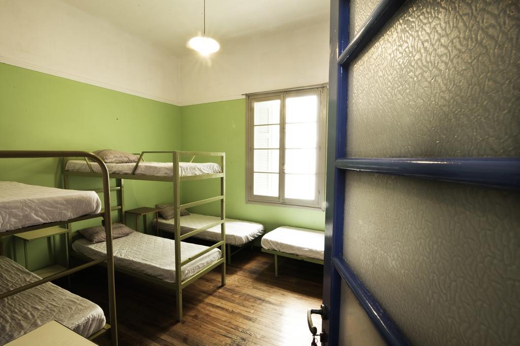 Pagration Youth Hostel Atenas Exterior foto