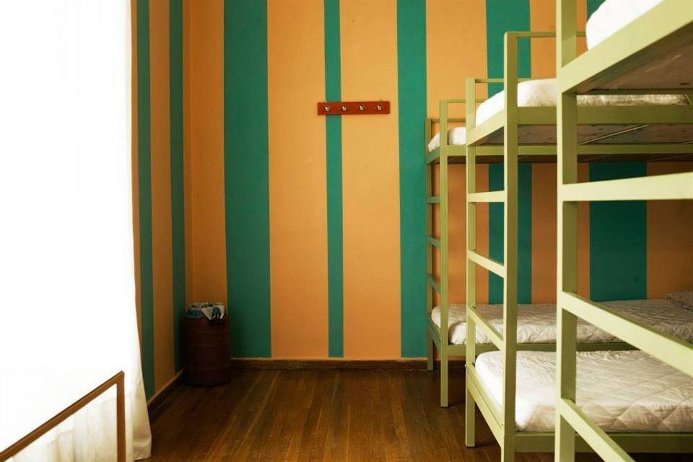 Pagration Youth Hostel Atenas Exterior foto